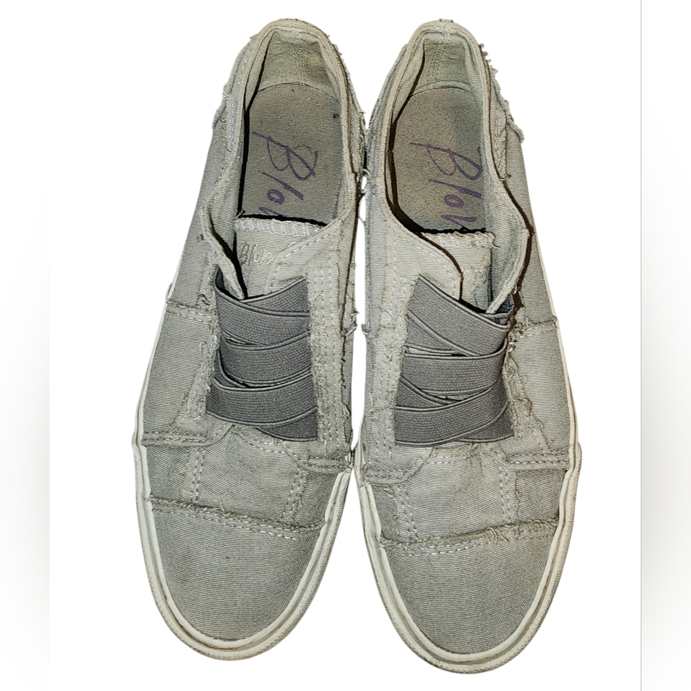 Blowfish Malibu Vesper Green Distressed Canvas Slip-On Sneakers, size 7
